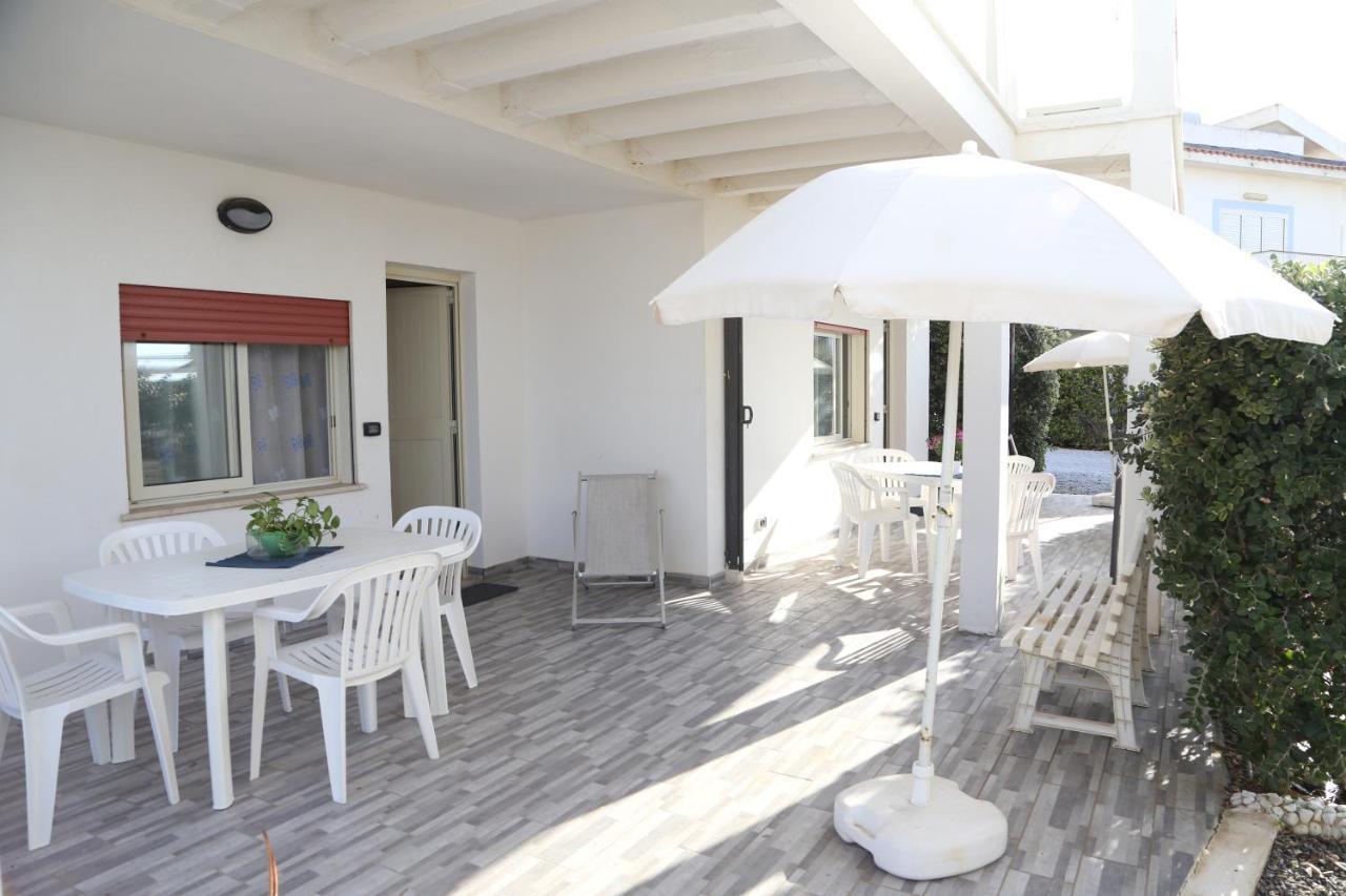 Marchesana Beach Sole Mare Spiaggia แตร์เม วิญาตอเร ภายนอก รูปภาพ